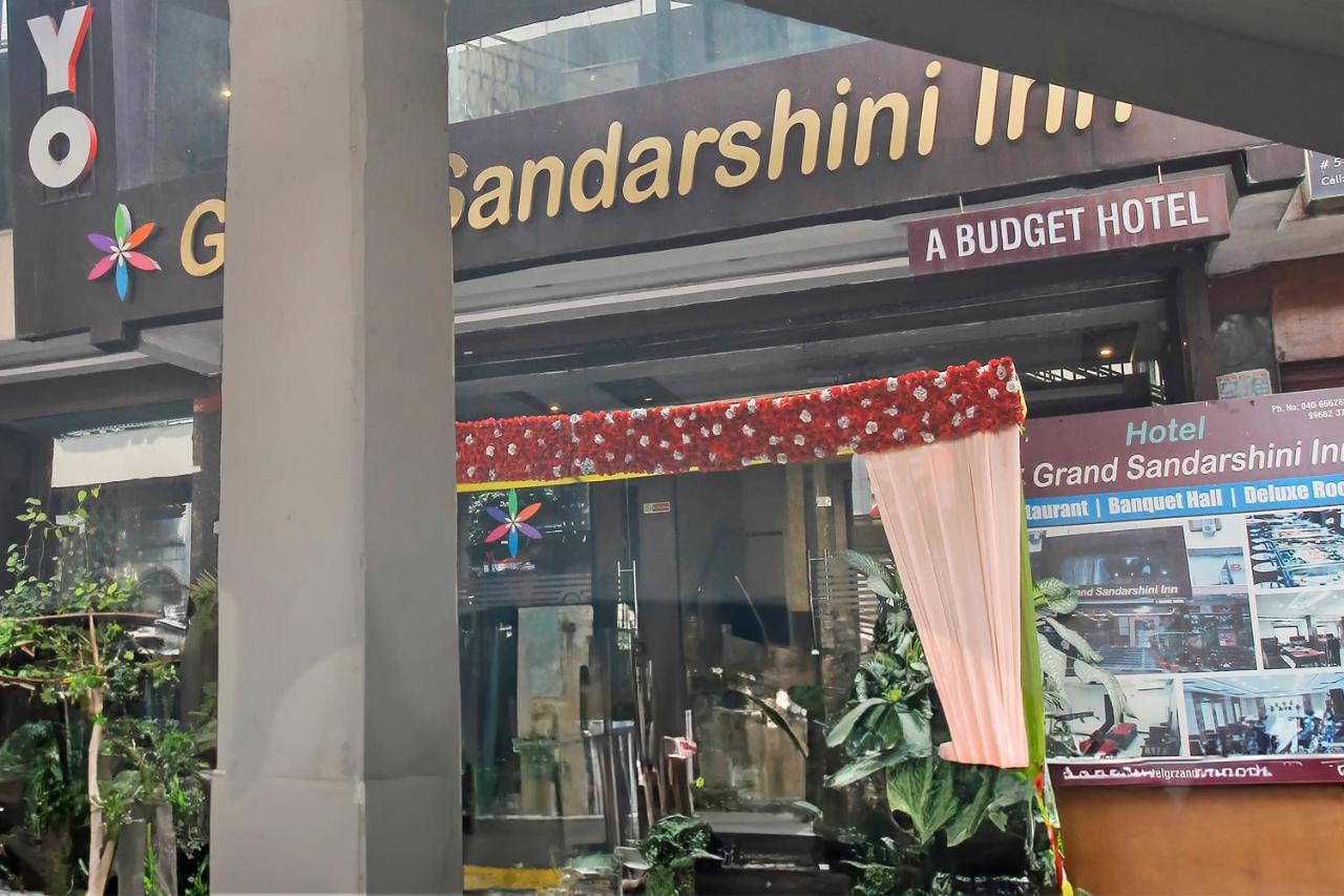 היידראבד Flagship Grand Sandarshini Inn Near Mgbs Bus Station מראה חיצוני תמונה