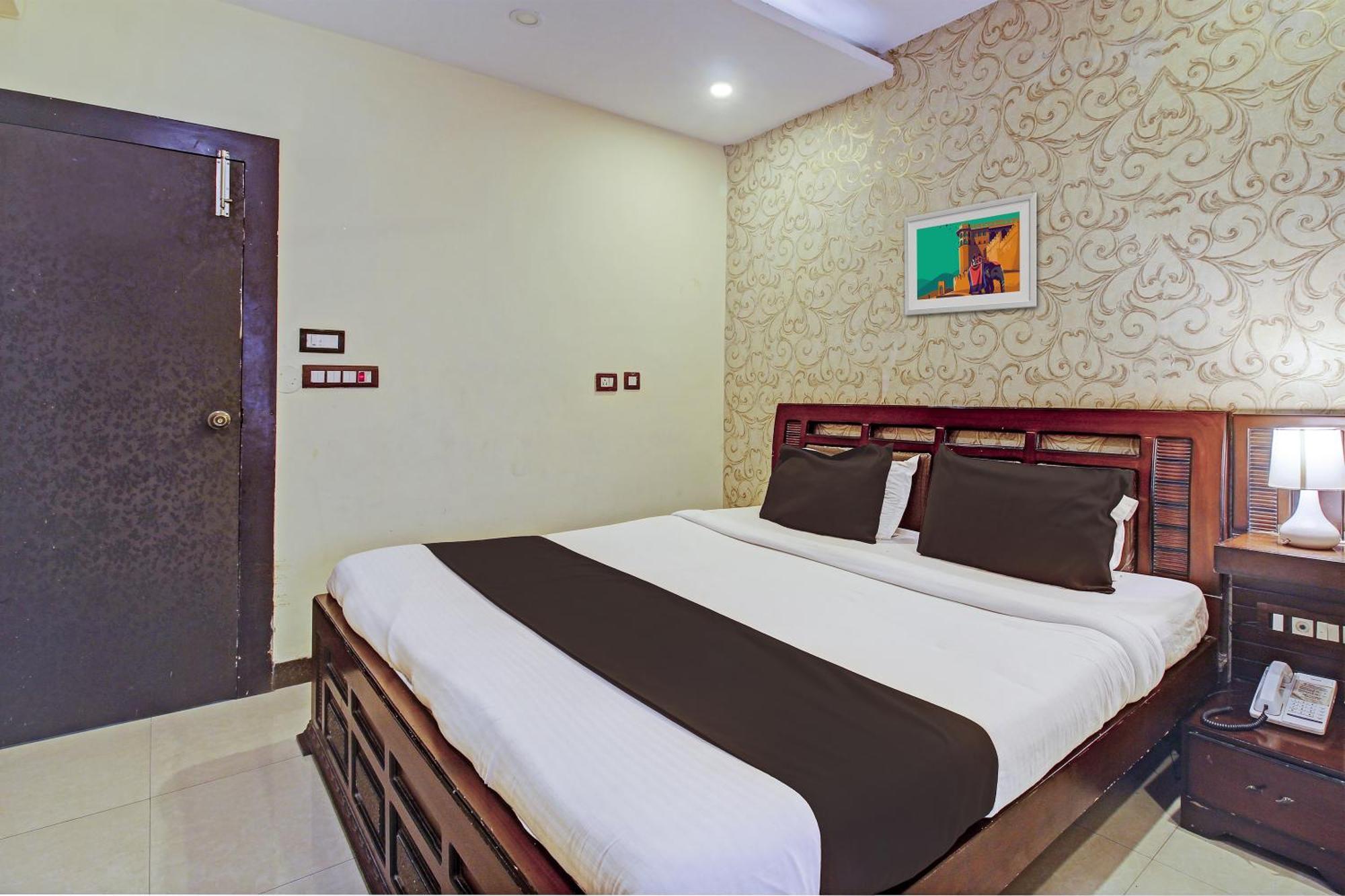 היידראבד Flagship Grand Sandarshini Inn Near Mgbs Bus Station מראה חיצוני תמונה